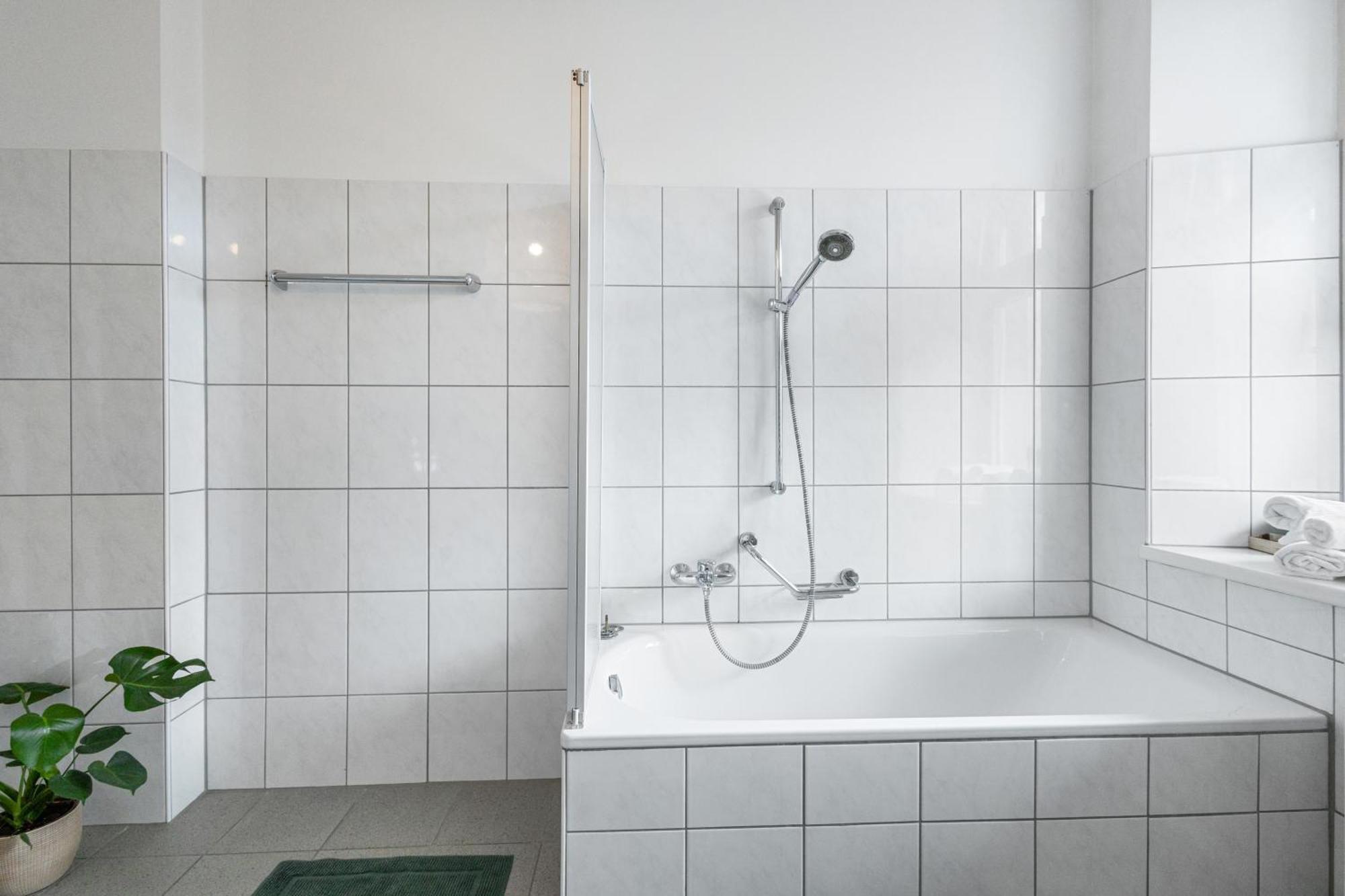Stylische Altbauwohnung Bregenz Am See Exterior foto